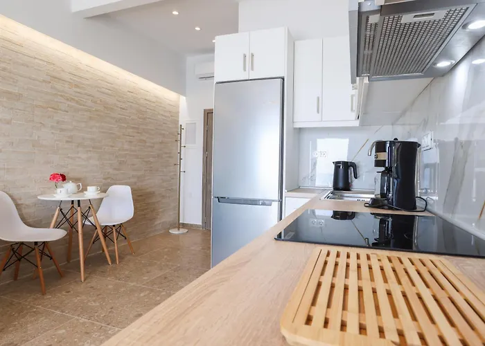 Kostas Beachfront * 아기오스고르디오스