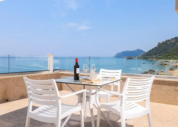 Kostas Beachfront *