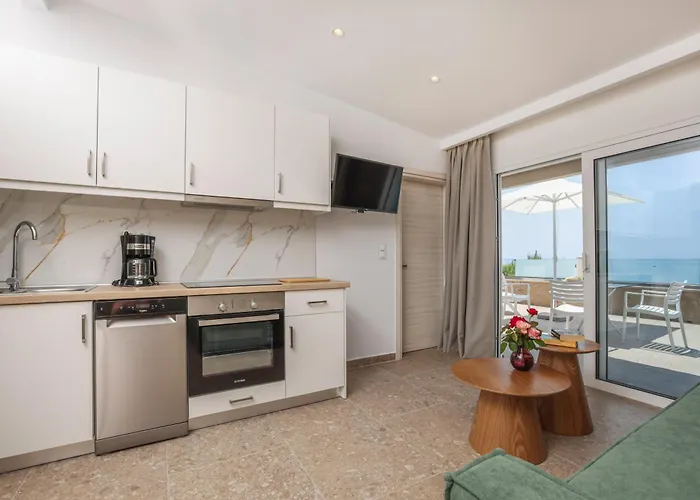 Kostas Beachfront